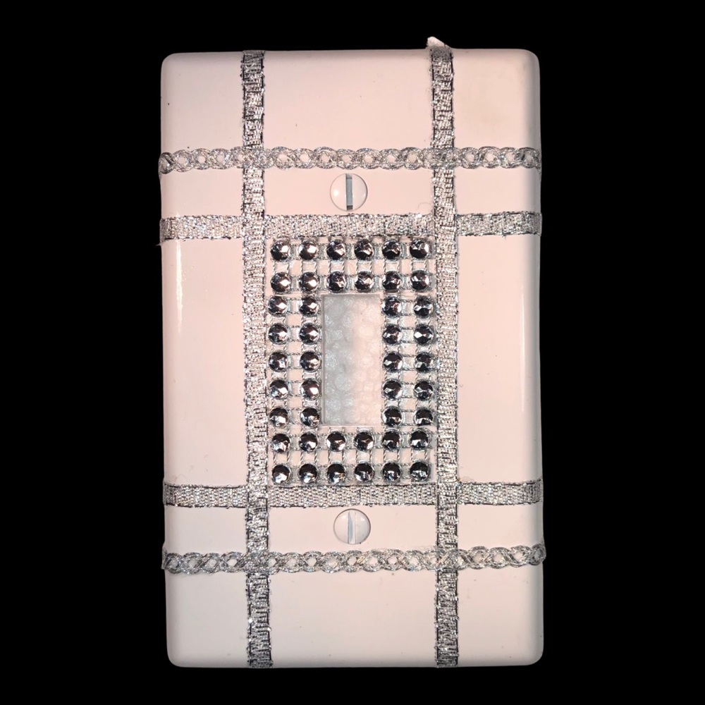Hand Decorated White Silver Bling 3D Single Toggle Switch Wallplate Cover